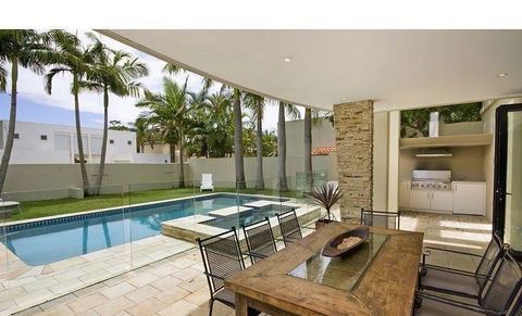 6 Witta Circle - Tourism Townsville 1
