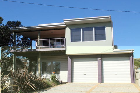 61 Red Rocks Rd, Cowes - Tourism Townsville 0