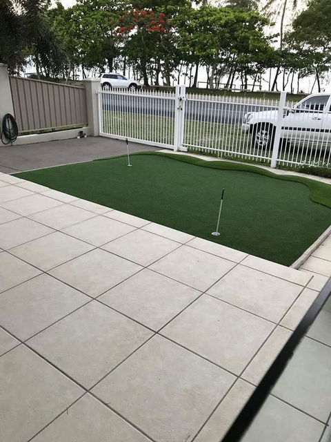 67 Casuarina Beachhouse - Tourism Townsville 3