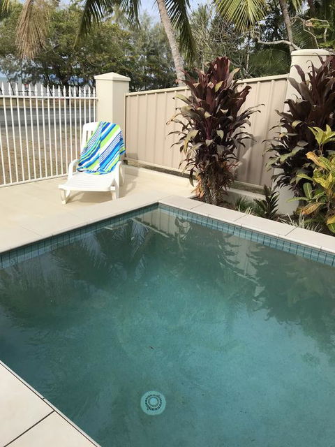 67 Casuarina Beachhouse - Tourism Townsville 2