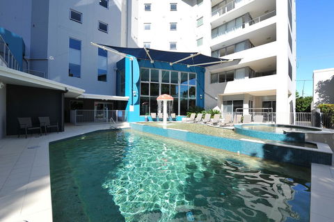 67 WILLIAM STREET APARTMENTS - Tourism Townsville 3