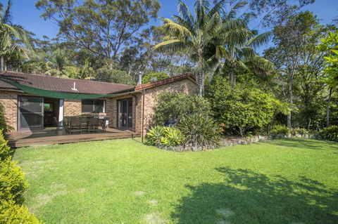75 River Rd - Tabourie Hideaway - Tourism Townsville 3