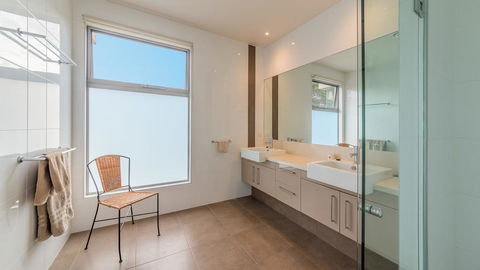 9 Charmandene On The Beach - Tourism Townsville 3