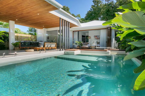94 Northhouse - Beachside Luxury In Palm Cove - Tourism Townsville 0