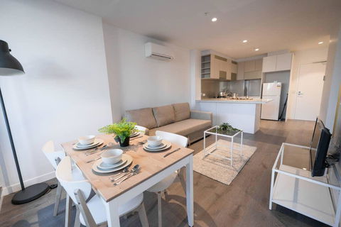 A Dreamy 2BR CBD Apartment Near Southern Cross - Tourism Townsville 0