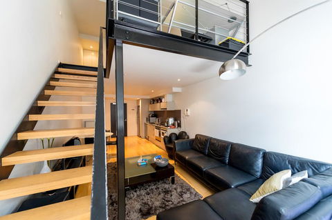 A NY Style Loft In Melbourne CBD - Tourism Townsville 2