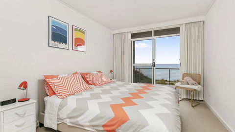 ABSOLUTE BEACHFRONT - FRANKSTON - Tourism Townsville 3