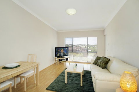 Acacia Holiday & Business Stay - Tourism Townsville 0