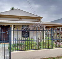 Adelaide close CBD Large Private Studio Apartment in St Peters - Tourism Townsville