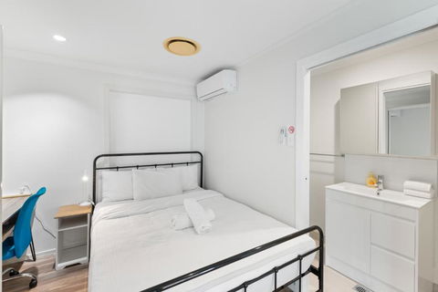 Exceptional Value! Immaculate&Cozy 1BR Home - Tourism Townsville 4