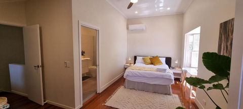 Fab 4brm Home With Pool A 15 Min Walk To Beach - Tourism Townsville 2