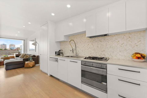 Fab Penthouse Near Bondi / Bronte, Shops & Bars - Tourism Townsville 1