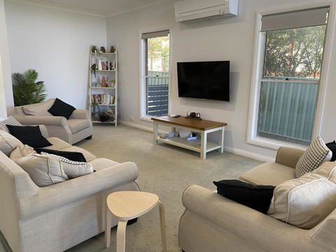 FAIR11W - Fairlight House - Tourism Townsville 1
