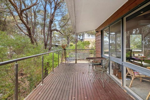 Fairhaven Escape - Tourism Townsville 0
