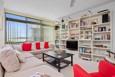 Family Friendly Apartment With A Stunning View - Tourism Townsville 0