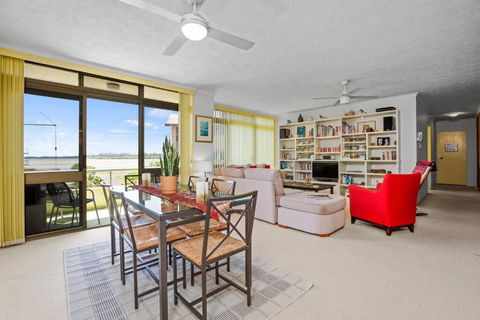 Family Friendly Apartment With A Stunning View - Tourism Townsville 3