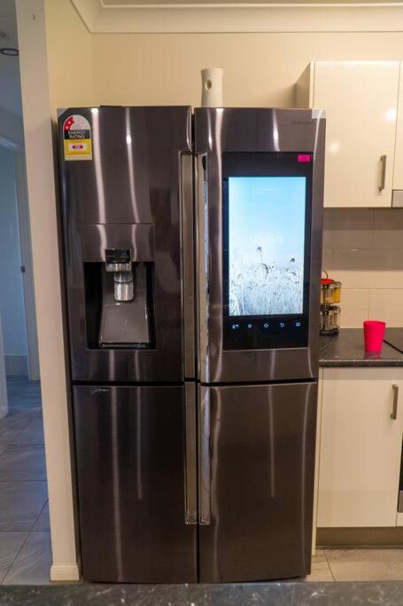 Family Home With Free Parking Close To Everything - Tourism Townsville 1