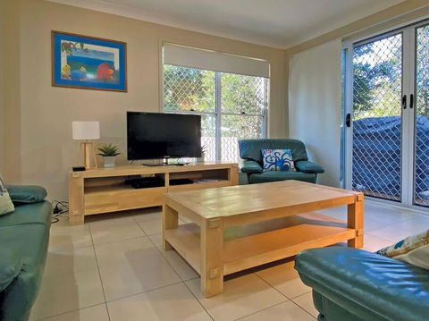 FLIP FLOP INN - Tourism Townsville 1