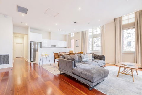 Fabulous Collins Street Luxury 2 BR Apartment - Tourism Townsville 4