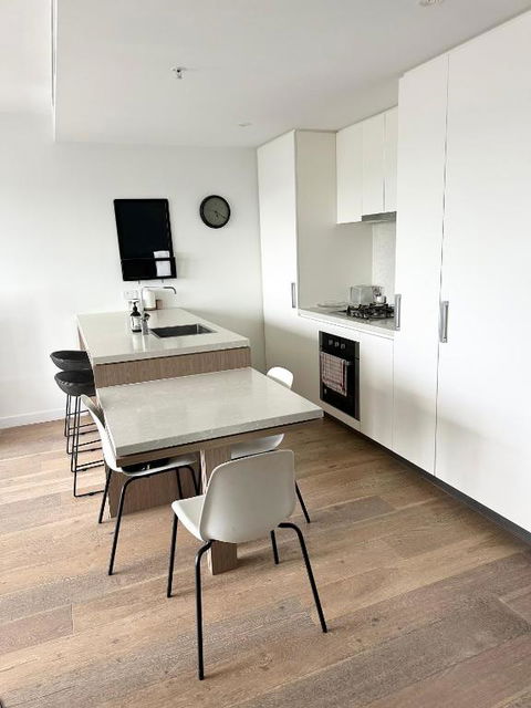 FV Peppers 1 Bedroom Apartment - Tourism Townsville 0