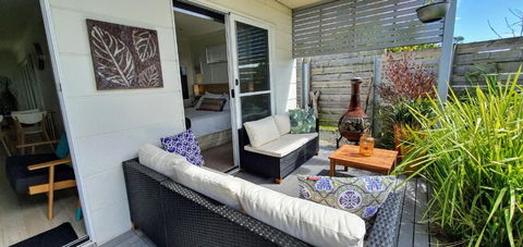 Goat Island Bungalow - Tourism Townsville 2