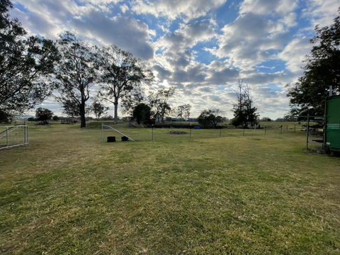 Graceland By Tiny Away - Tourism Townsville 1