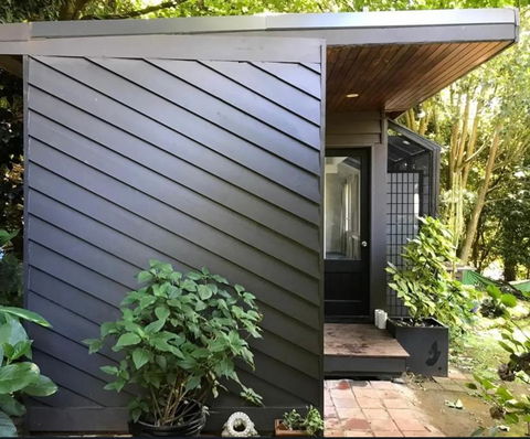 Green Forrest Cottage - Tourism Townsville 0