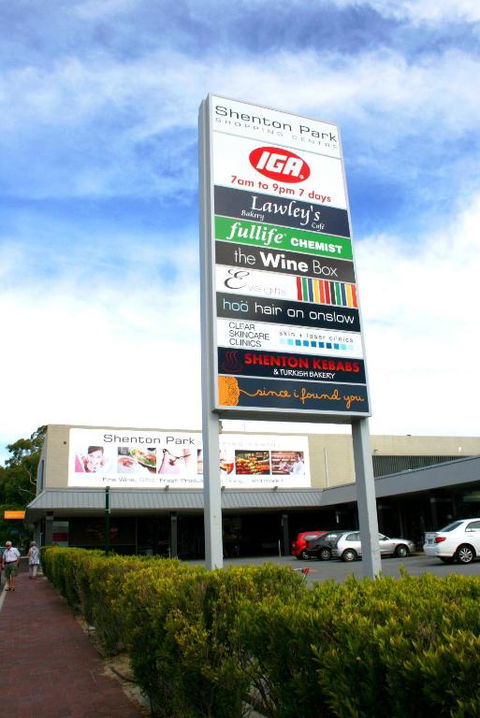 Hensman 5 - 1BRM Unit With Courtyard & Parking - Tourism Townsville 3