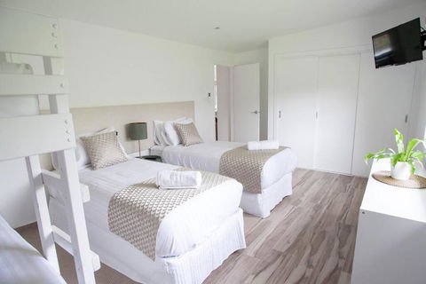 Hickey Vale Farm Lodge Pet Friendly - Tourism Townsville 3