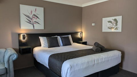 Highlands Motor Inn - Tourism Townsville 0