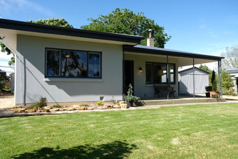 Hoopers Cottage - Tourism Townsville 1