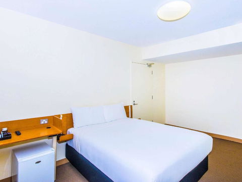 Ibis Budget Sydney Olympic Park - Tourism Townsville 3