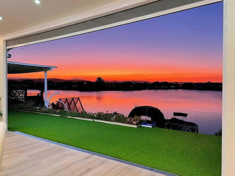 Immaculate Waterfront Residence-Masterpiece - Tourism Townsville 2