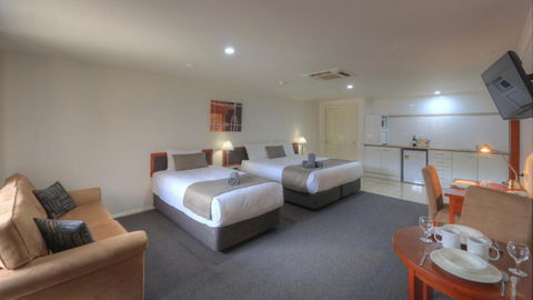 INVERELL RSM CLUB MOTEL - Tourism Townsville 2