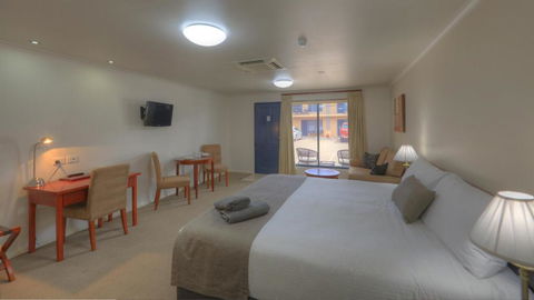 INVERELL RSM CLUB MOTEL - Tourism Townsville 1