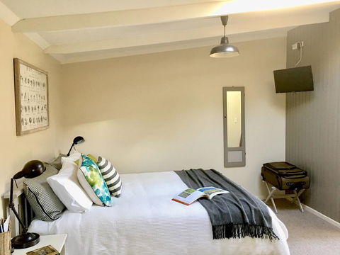 Aggie's Bed And Breakfast - Tourism Townsville 1