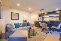 AirTrip Apartments on Cordelia Street
