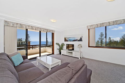 Akuna 18 6 Joffre Street - Tourism Townsville 0