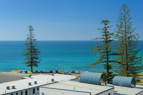 Akuna 20, 6 Joffre Street - Tourism Townsville 0
