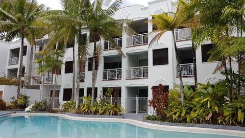 Alassio Palm Cove - Tourism Townsville 0