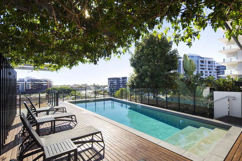 Alcyone Hotel Residences - Tourism Townsville 2