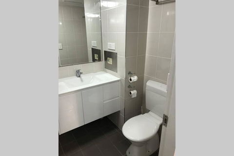 All In 500 Aud Weekly Beachfront The STRAND Studio Apartment - Tourism Townsville 1
