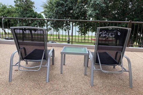 All In 500 Aud Weekly Beachfront The STRAND Studio Apartment - Tourism Townsville 0