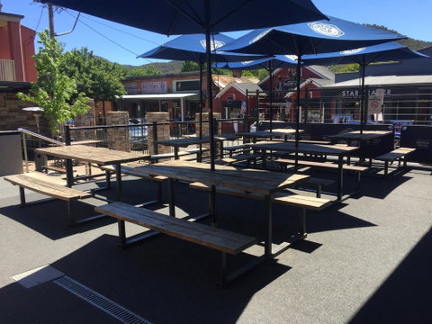 Alpine Hotel Bright - Tourism Townsville 3
