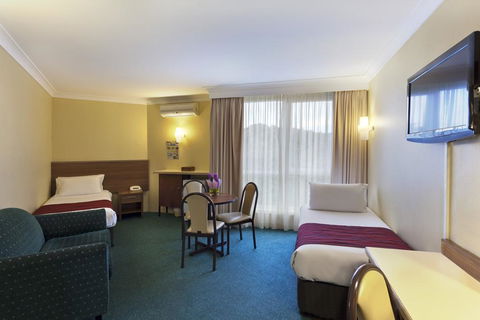 Alpine Motor Inn - Tourism Townsville 1