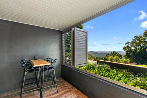 Altitude On Montville - Tourism Townsville 1