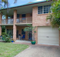 Amazing Beach House - Tourism Townsville