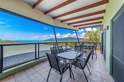 Ambience Of Airlie - Airlie Beach - Tourism Townsville 1