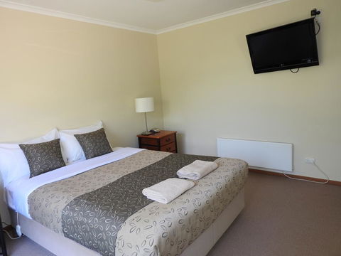 Annies Holiday Units - Tourism Townsville 2