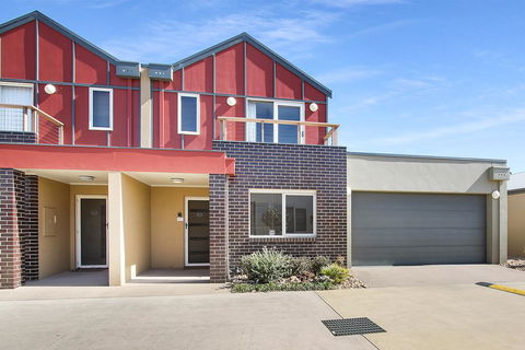 Apartments On Church - Unit 7 - Tourism Townsville 0
